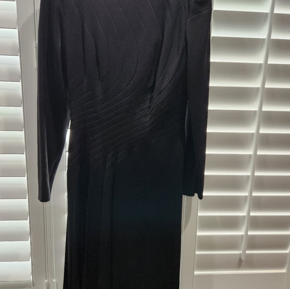 Black, size 10 sateen dress
